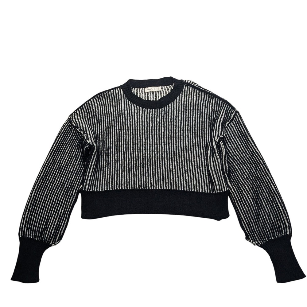 New In Cropped Striped Sweater Womens Small Black White Knit Crew Neck 12W3092N